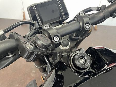 ヤマハ XSR900 XSR900 エンジンガード 2022モデル 16