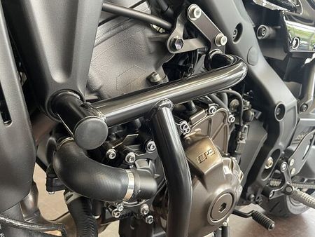 ヤマハ XSR900 XSR900 エンジンガード 2022モデル 38