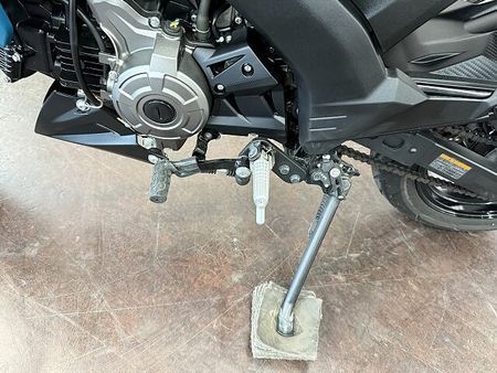 カワサキ Z125 プロ Z125PRO BEAMSマフラー トップケース装備 38