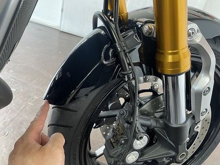 ヤマハ XSR900 XSR900 60thアニバーサリーモデル コアガード メーターバイザー 33