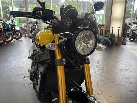 ヤマハ XSR900 XSR900 60thアニバーサリーモデル コアガード メーターバイザー 9