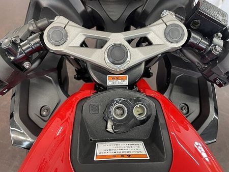 スズキ GSX-R125 GSX-R125 ABS リアキャリア装備 14
