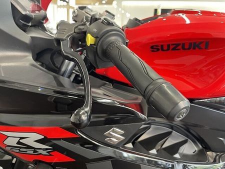 スズキ GSX-R125 GSX-R125 ABS リアキャリア装備 17