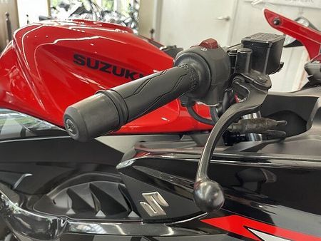 スズキ GSX-R125 GSX-R125 ABS リアキャリア装備 19