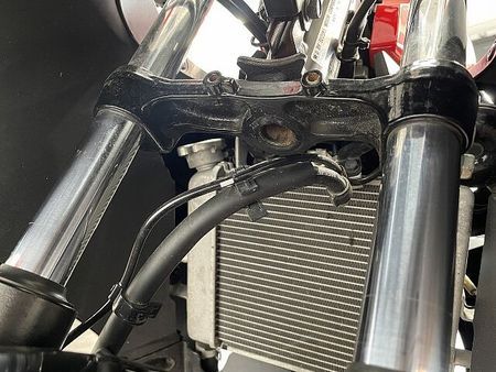 スズキ GSX-R125 GSX-R125 ABS リアキャリア装備 25