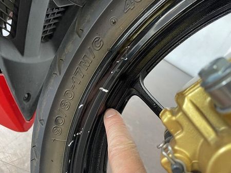 スズキ GSX-R125 GSX-R125 ABS リアキャリア装備 31