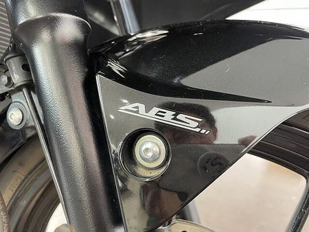 スズキ GSX-R125 GSX-R125 ABS リアキャリア装備 33