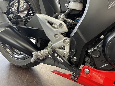 スズキ GSX-R125 GSX-R125 ABS リアキャリア装備 37