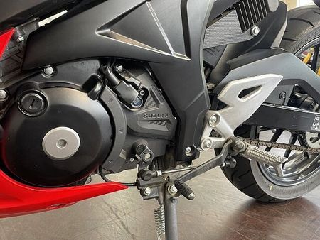 スズキ GSX-R125 GSX-R125 ABS リアキャリア装備 40