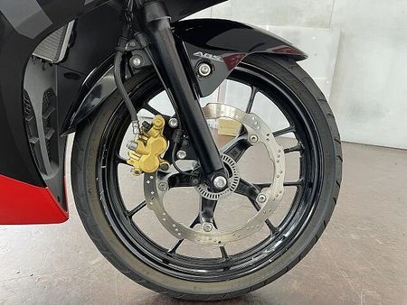 スズキ GSX-R125 GSX-R125 ABS リアキャリア装備 9
