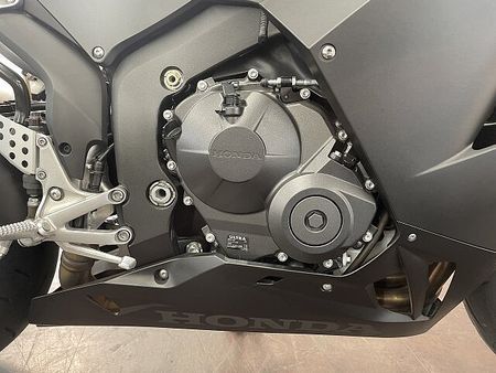 ホンダ CBR600RR CBR600RR ワンオーナー TSR製フェダーレス 37