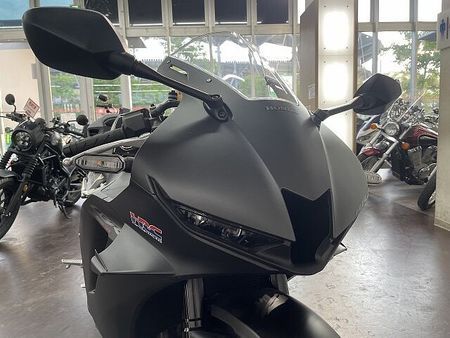 ホンダ CBR600RR CBR600RR ワンオーナー TSR製フェダーレス 9