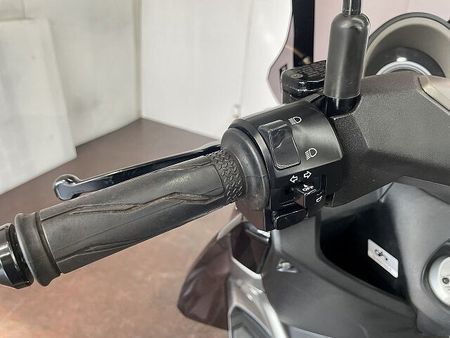 ヤマハ NMAX NMAX ABS ロングスクリーン BEAMS製マフラー 16