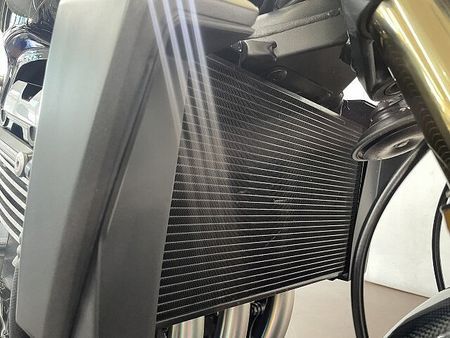 カワサキ ZRX1200R ZRX1200D 前後オーリンズ TRICKSTAR製マフラー 35