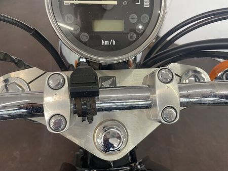 ホンダ VT400S VT400S エンジンガード バッグサポート USB電源 17
