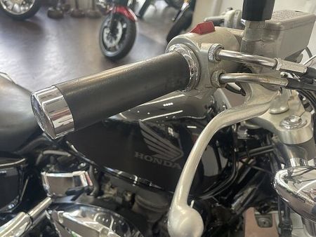 ホンダ VT400S VT400S エンジンガード バッグサポート USB電源 22
