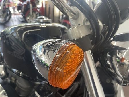 ホンダ VT400S VT400S エンジンガード バッグサポート USB電源 25
