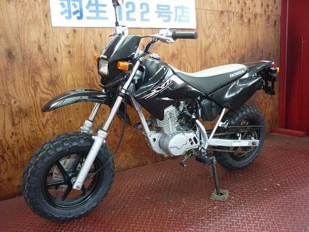 ホンダ XR50モタード ☆XR50モタード☆ブラック☆タイヤ前後新品☆路面を選ばず遊べるバイク 5