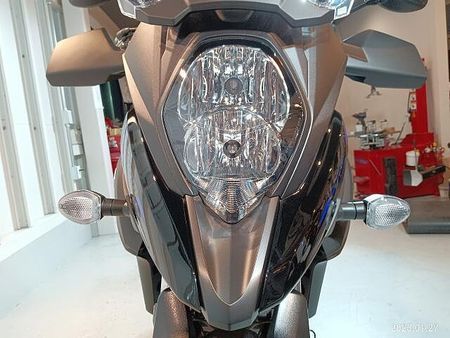 スズキ Vストローム650XT スズキVストローム650XT入荷致しました!エンジン機関良好☆当店1押車輌です☆ 24