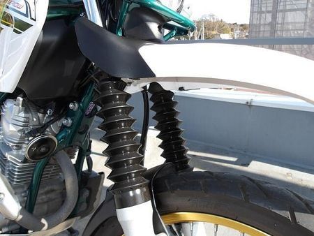 ヤマハ セロー 250 当店のお客様が新車から大切に乗られていた車両です。安心のミツバ製前後カメラ付きドラレコ付! 12