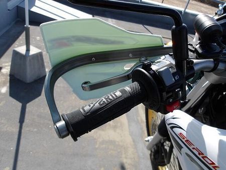 ヤマハ セロー 250 当店のお客様が新車から大切に乗られていた車両です。安心のミツバ製前後カメラ付きドラレコ付! 21