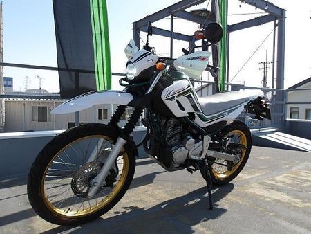 ヤマハ セロー 250 当店のお客様が新車から大切に乗られていた車両です。安心のミツバ製前後カメラ付きドラレコ付! 26
