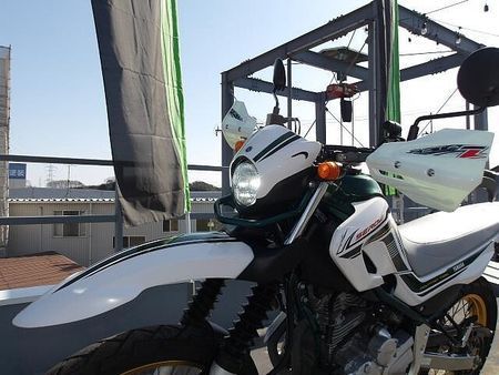 ヤマハ セロー 250 当店のお客様が新車から大切に乗られていた車両です。安心のミツバ製前後カメラ付きドラレコ付! 27