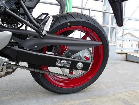 スズキ SV650 次回入荷未定のため探していた方はお早めにどうぞ 18