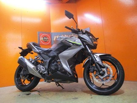 カワサキ Z250 後期のスリーパークラッチにABS搭載の低走行の綺麗なZ250が入荷!高価なドラレコも装備済 1