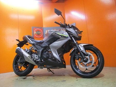 カワサキ Z250 後期のスリーパークラッチにABS搭載の低走行の綺麗なZ250が入荷!高価なドラレコも装備済 22