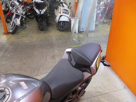 カワサキ Z250 後期のスリーパークラッチにABS搭載の低走行の綺麗なZ250が入荷!高価なドラレコも装備済 35
