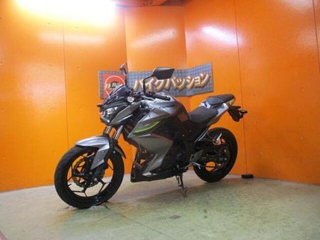 カワサキ Z250 後期のスリーパークラッチにABS搭載の低走行の綺麗なZ250が入荷!高価なドラレコも装備済 77