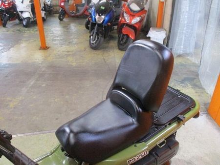 ホンダ PS250 希少なファイナルディションのPS250が入荷!カラーも人気のミリタリーカーキ!かっこいい! 4