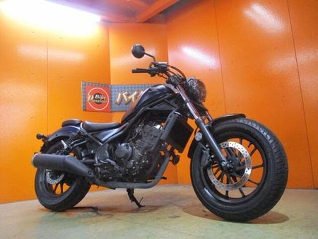ホンダ レブル 250 モデルチェンジ後のレブル!ガーニッシュにシーソーペダルでクラシカル仕様にした一台ですよ!! 22