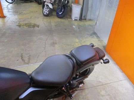 ホンダ レブル 250 モデルチェンジ後のレブル!ガーニッシュにシーソーペダルでクラシカル仕様にした一台ですよ!! 37
