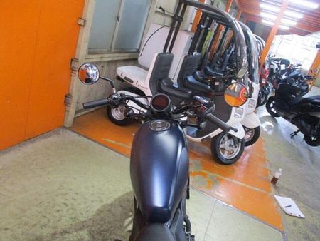 ホンダ レブル 250 モデルチェンジ後のレブル!ガーニッシュにシーソーペダルでクラシカル仕様にした一台ですよ!! 45
