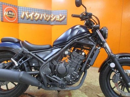 ホンダ レブル 250 モデルチェンジ後のレブル!ガーニッシュにシーソーペダルでクラシカル仕様にした一台ですよ!! 52