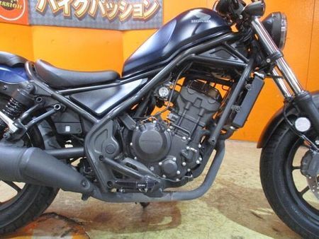 ホンダ レブル 250 モデルチェンジ後のレブル!ガーニッシュにシーソーペダルでクラシカル仕様にした一台ですよ!! 54