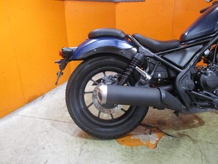 ホンダ レブル 250 モデルチェンジ後のレブル!ガーニッシュにシーソーペダルでクラシカル仕様にした一台ですよ!! 55