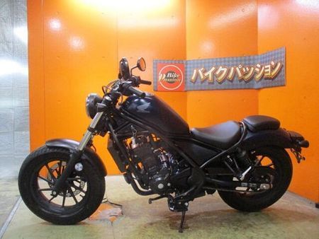ホンダ レブル 250 モデルチェンジ後のレブル!ガーニッシュにシーソーペダルでクラシカル仕様にした一台ですよ!! 61