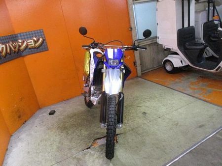 ヤマハ WR250R 低走行の御買得なWRが緊急買取入荷!当社でFフォークもOH済みの安心の一台ですよ!即売必須 68