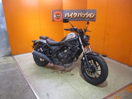 ホンダ レブル 250 USB電源にエンジガード装備のマイチェン後のレブルが入荷!安心の1オーナー車でこの価格!! 23