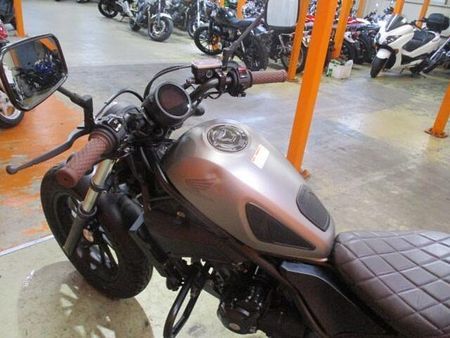 ホンダ レブル 250 USB電源にエンジガード装備のマイチェン後のレブルが入荷!安心の1オーナー車でこの価格!! 37