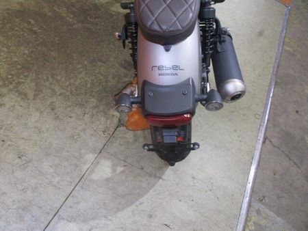 ホンダ レブル 250 USB電源にエンジガード装備のマイチェン後のレブルが入荷!安心の1オーナー車でこの価格!! 49