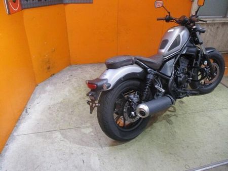ホンダ レブル 250 USB電源にエンジガード装備のマイチェン後のレブルが入荷!安心の1オーナー車でこの価格!! 51