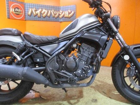ホンダ レブル 250 USB電源にエンジガード装備のマイチェン後のレブルが入荷!安心の1オーナー車でこの価格!! 55