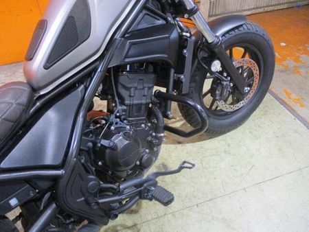 ホンダ レブル 250 USB電源にエンジガード装備のマイチェン後のレブルが入荷!安心の1オーナー車でこの価格!! 56