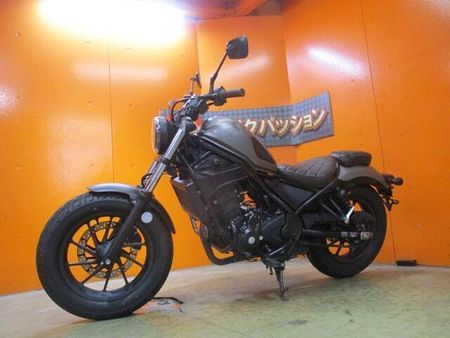 ホンダ レブル 250 USB電源にエンジガード装備のマイチェン後のレブルが入荷!安心の1オーナー車でこの価格!! 60