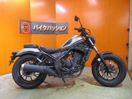 ホンダ レブル 250 USB電源にエンジガード装備のマイチェン後のレブルが入荷!安心の1オーナー車でこの価格!! 6