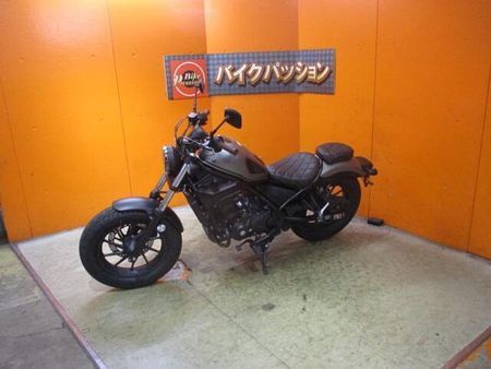 ホンダ レブル 250 USB電源にエンジガード装備のマイチェン後のレブルが入荷!安心の1オーナー車でこの価格!! 61